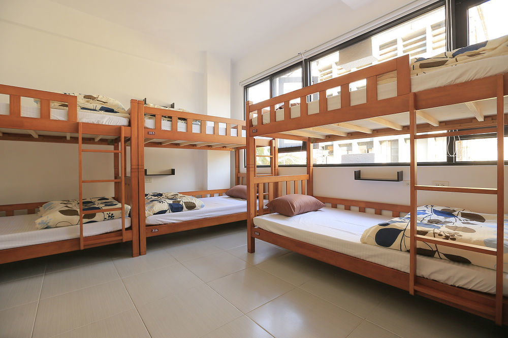 Backpacker 41 Hostel - Taichung Exterior foto